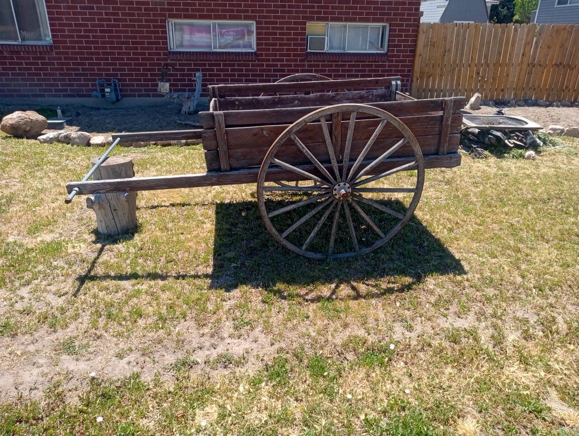 old time wood wagon