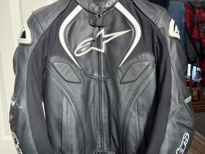 Alpinestars Perforated Leather Jacket Size 42/52