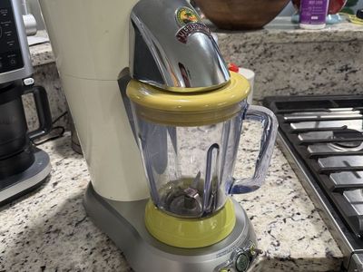 Margaritaville Bahamas Frozen Concoction Maker Drink Blender & Ice Shaver