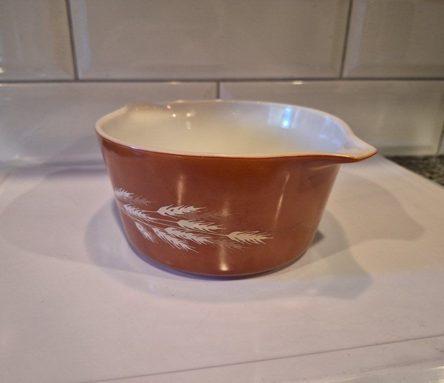 Pyrex Wheat Harvest Promotional Cinderella Bowl #441 - Burnt Orange/White Milk Glass