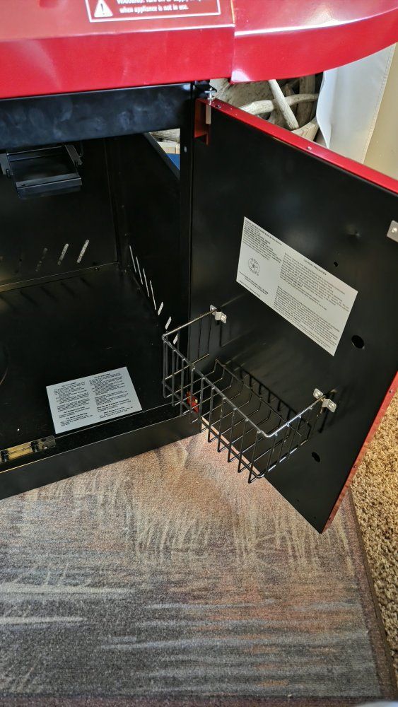 Main image 6