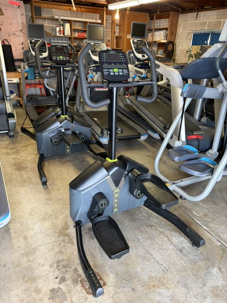 HTL Helix 3500 Comercial Lateral Trainer