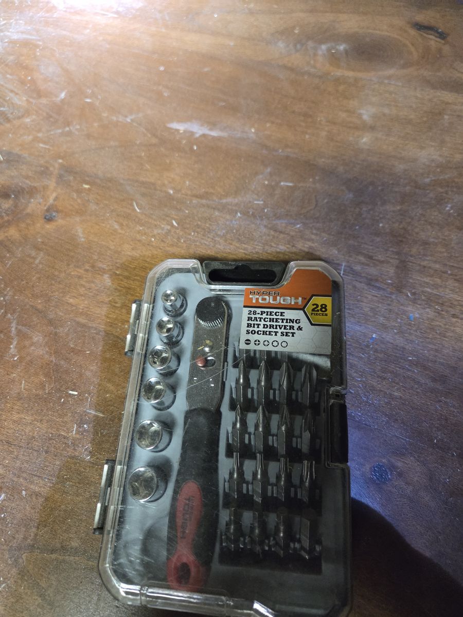 Socket set rachet includes impact tips