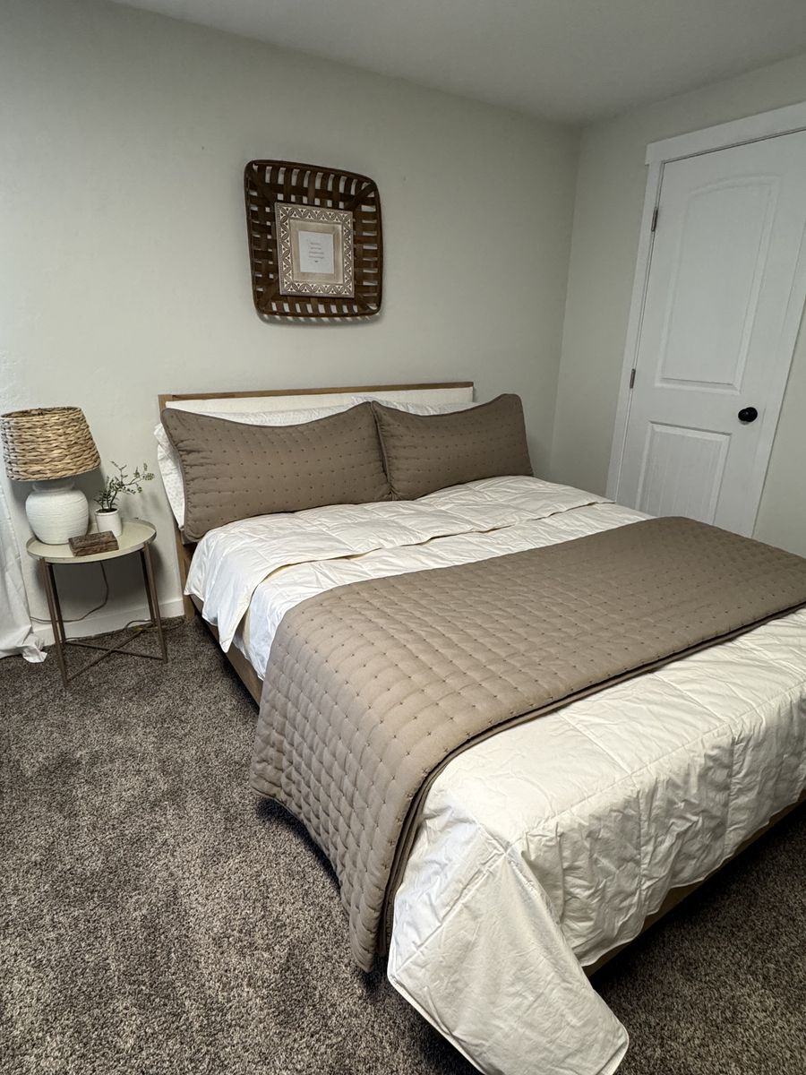 *NEW Queen White Boucle Solid Wood Bed Frame