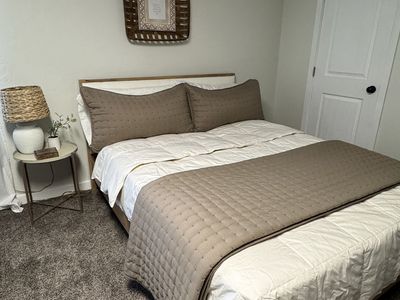 *NEW Queen White Boucle Solid Wood Bed Frame