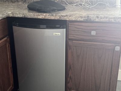 Magic chief Mini Fridge + Freezer