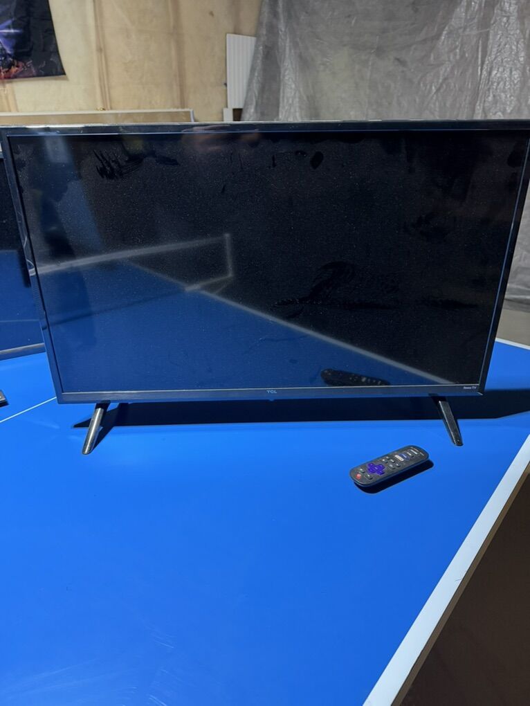 32 In 4k Smart TVs