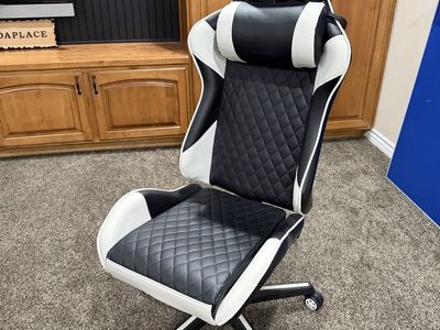 Gaming chair