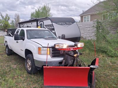 GMC 2500HD V-Plow/Slater Truck