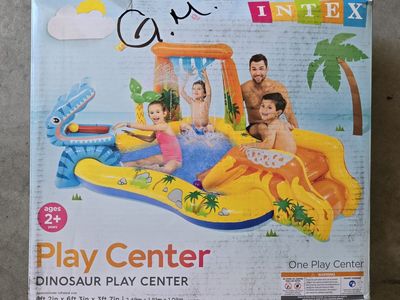 Intex Water Play Center