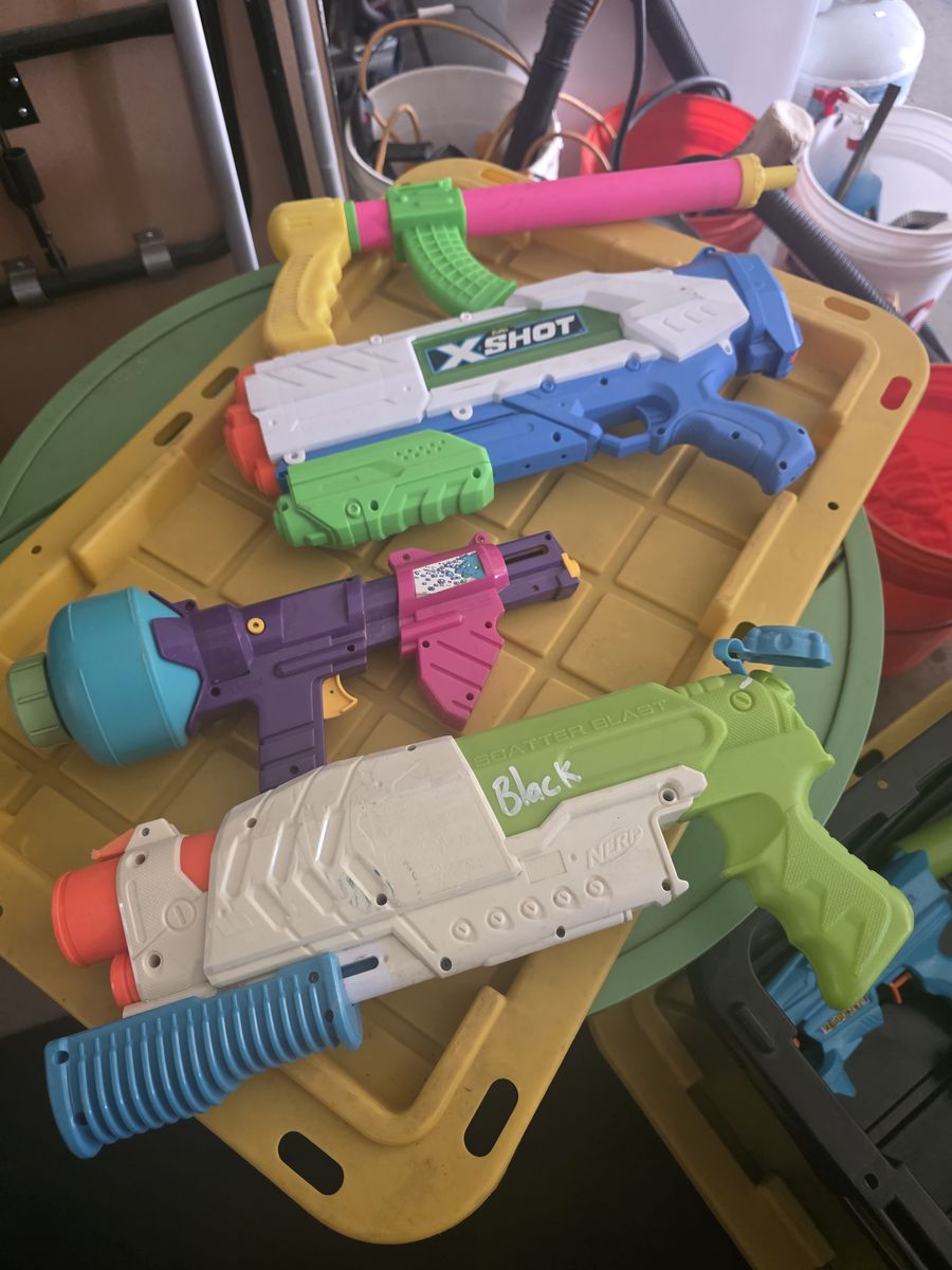 Lot of 6 Used Water Guns - Nerf Super Soaker, X-Shot, Tempest