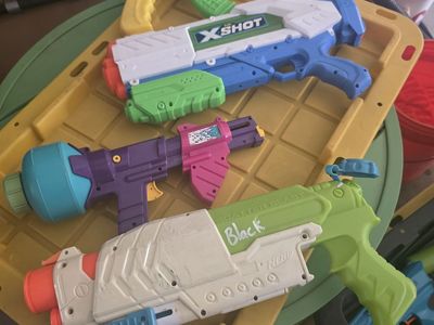 Lot of 6 Used Water Guns - Nerf Super Soaker, X-Shot, Tempest
