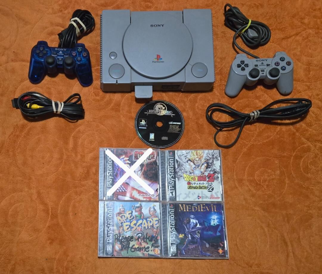 Playstation One Ps1 with 2 controllers 4 games! Trades considered!