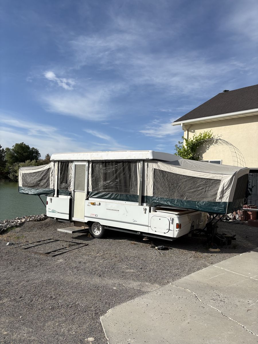 Used Coleman Fleetwood Pop-Up Tent Trailer - Great for Camping Adventures!