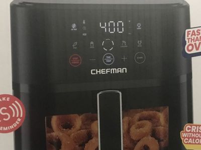 Chefman TURBOFRY 6 quart air fryer compact air fryer new inbox