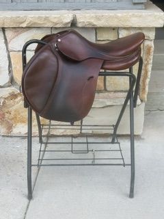 2006 Antares Jump Saddle -17.5 (Q4 AB Flap) lightly used and beautiful