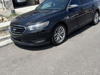 2015 Ford Taurus Limited
