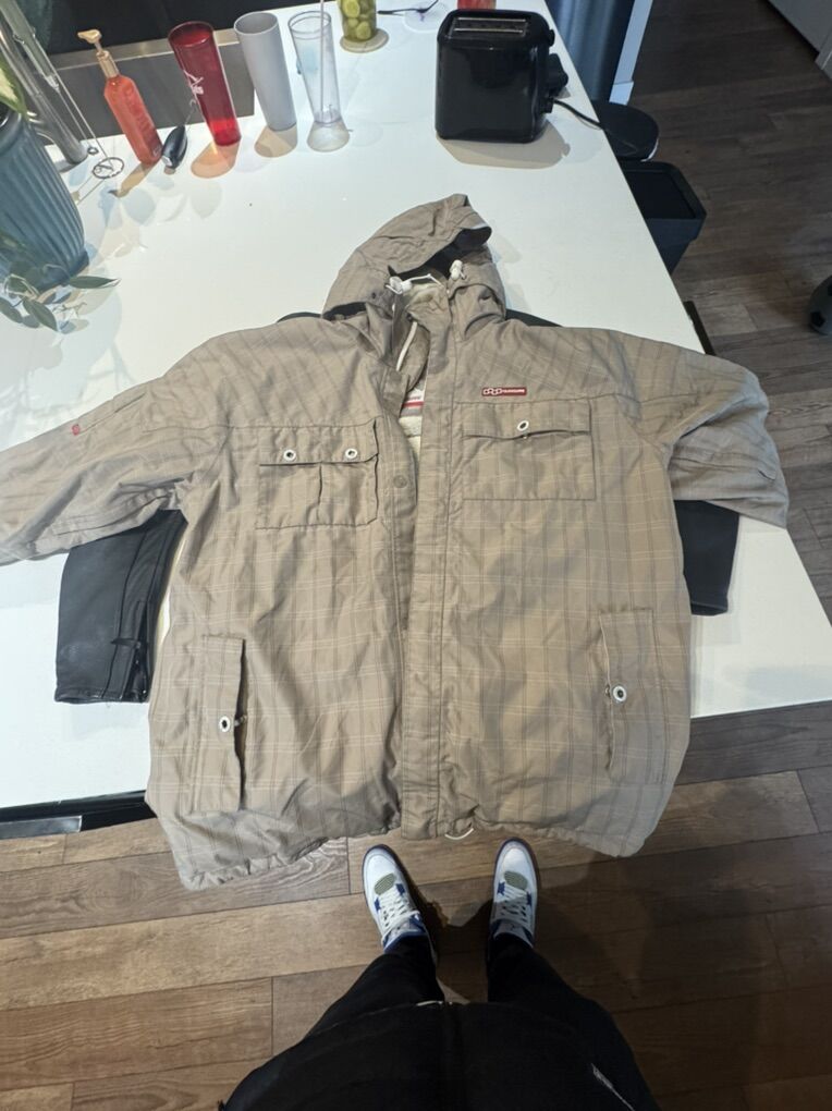 Four Square Snowboarding Jacket