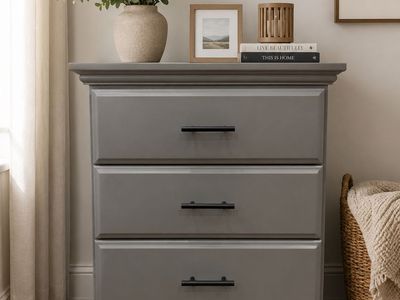 Stylish Grey 3-Drawer Nightstand/Side Table with Black Pulls - Versatile Storage Solution