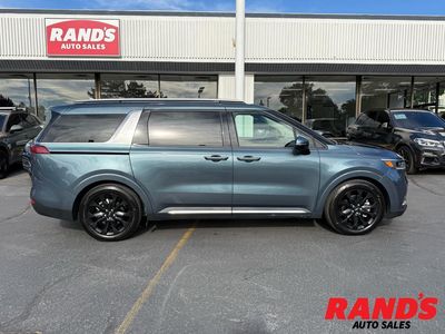 2024 Kia Carnival SX