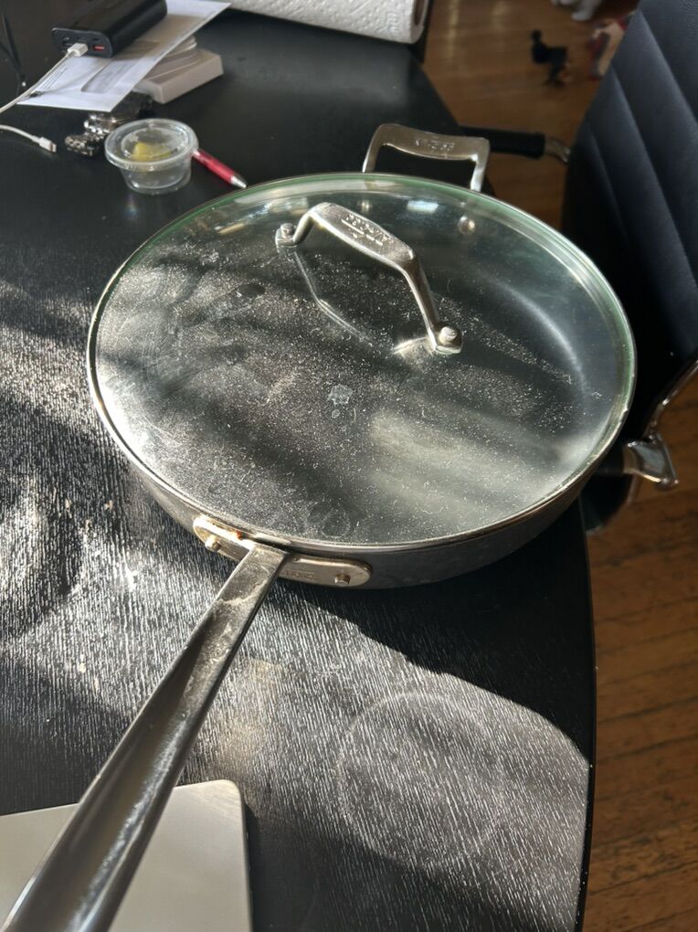 All-Clad Hard Anodized Non-Stick Induction Aluminum 4-qt Saute pan with lid