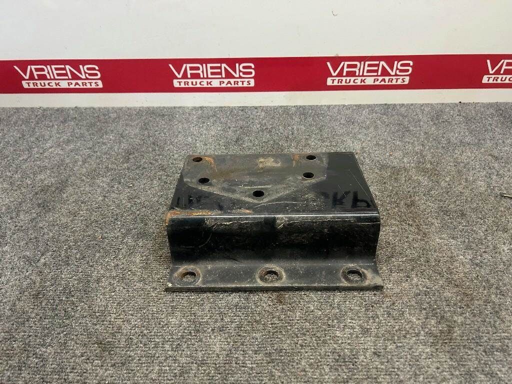 Freightliner Bracket