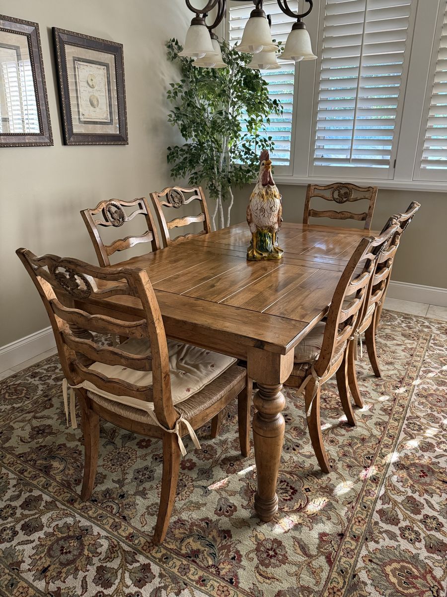 Vintage Solid Oak Dining Table with 8 Chairs and 24 inch Extension Leaf - Rustic Farmhouse Style