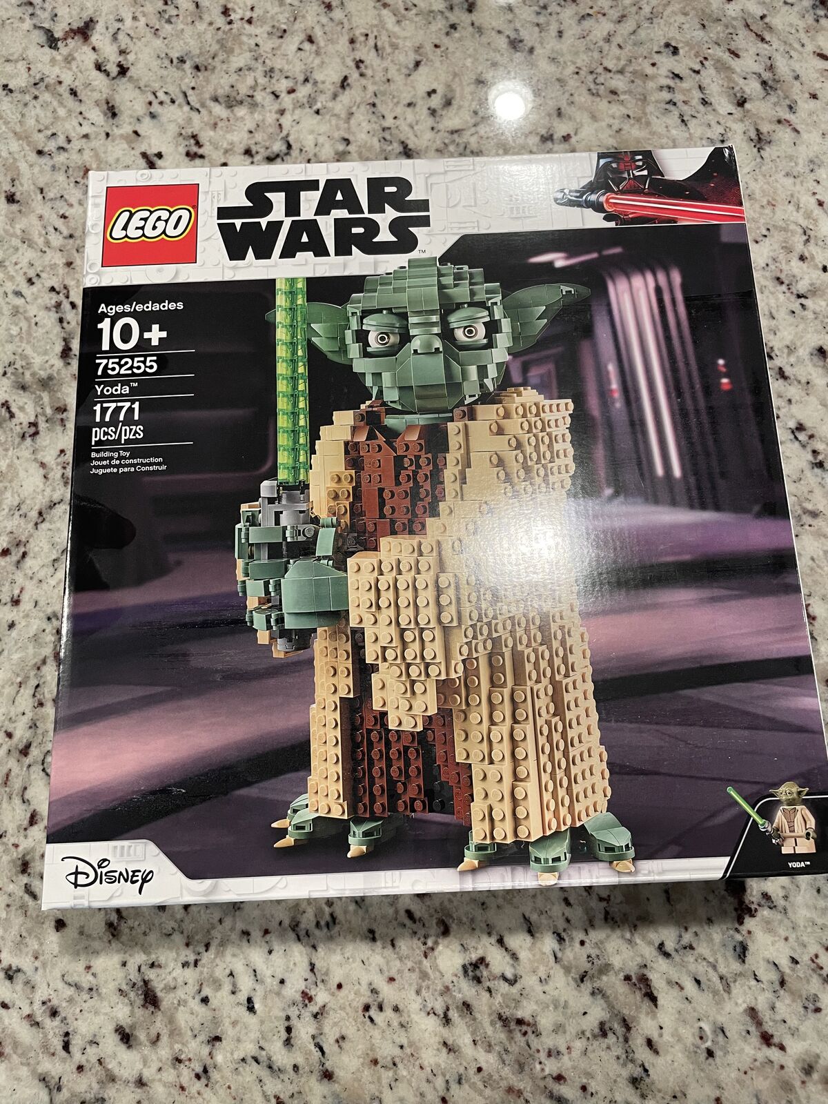 LEGO Star Wars 75255 Yoda BRAND NEW