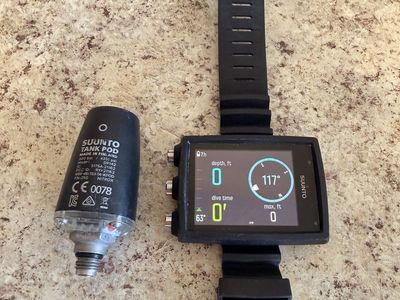 Suunto EON Core Dive Computer with Tank POD Wireless Transmitter - Excellent Condition