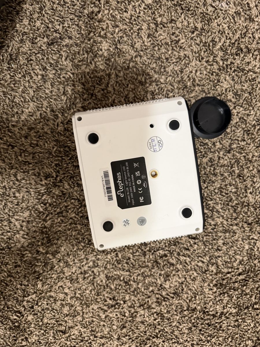 Main image 3