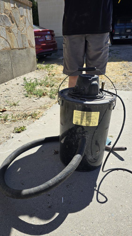 Electric Ash remover for fireplaces