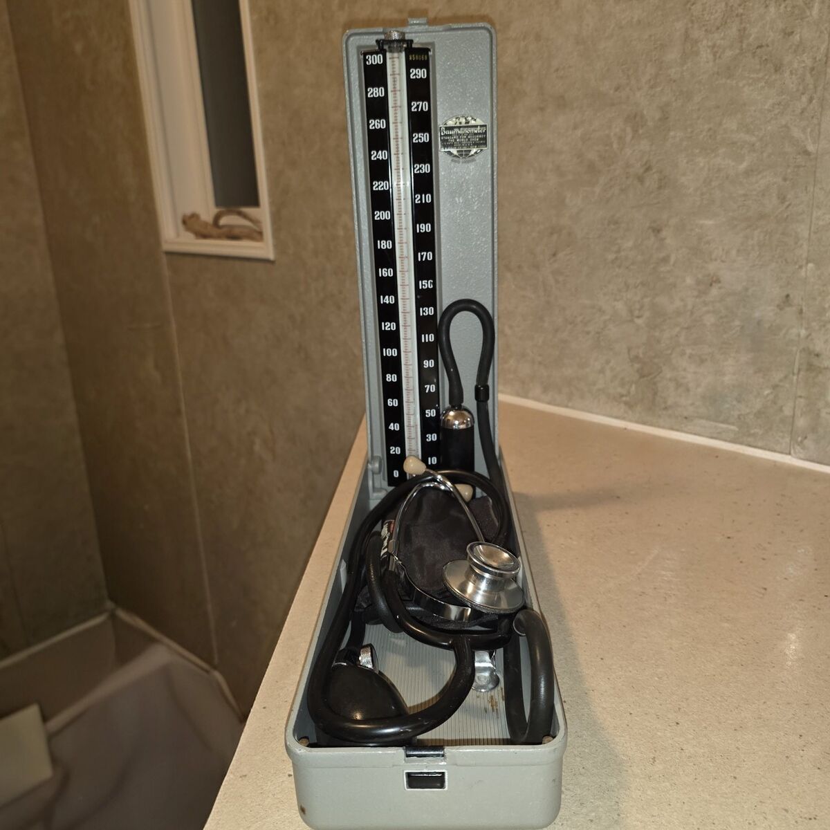 Vintage Baumanometer Blood Pressure Monitor