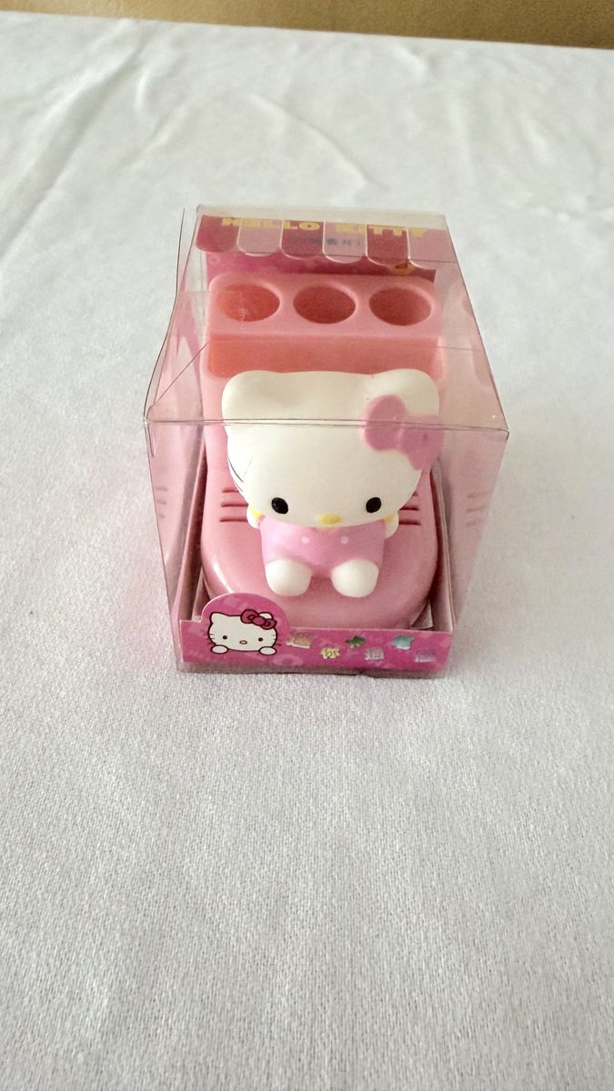 Hello Kitty Mini Pen Organizer