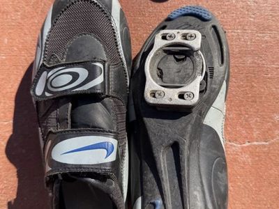 Nike road bike shoes/Speedplay pedals