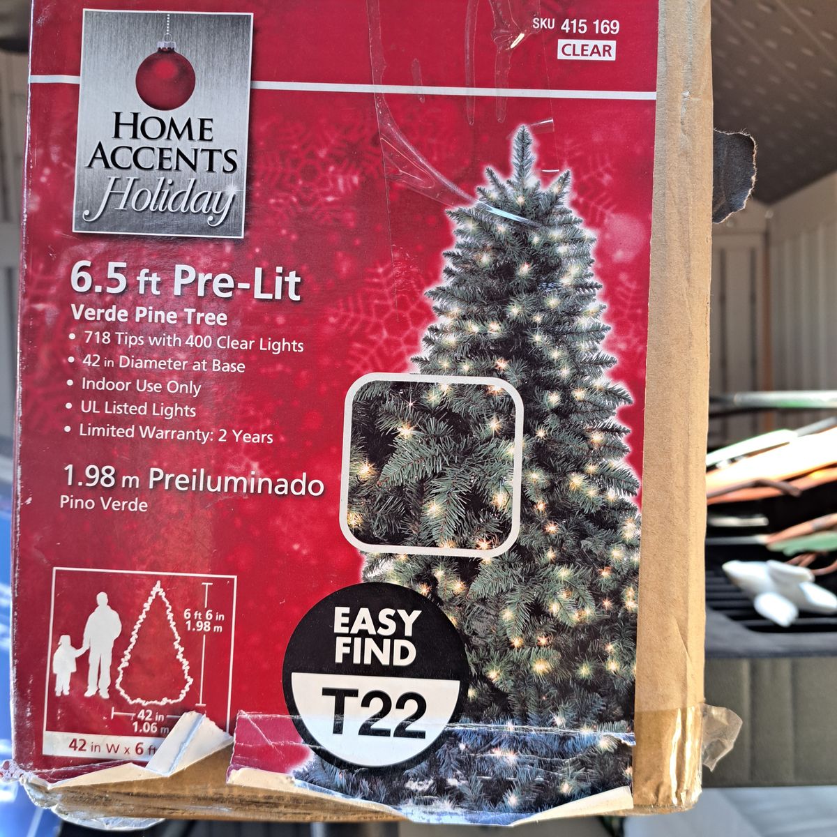 CHRISTMAS TREE