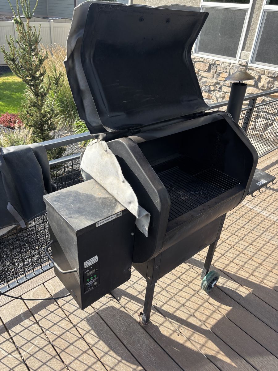 Green Mountain Grill Smoker