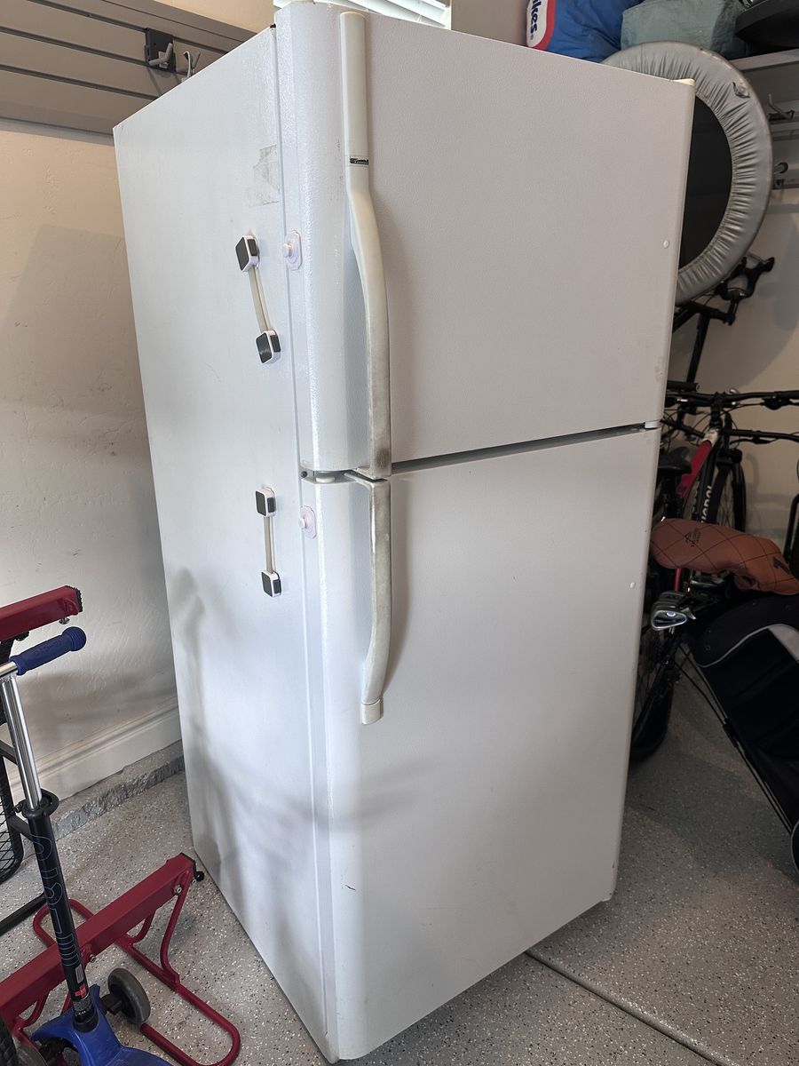 Main image 6