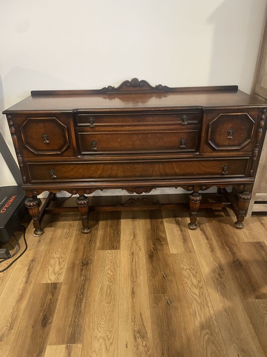 China hutch