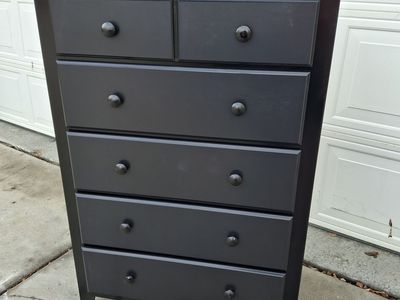 all wood 5 drawers black dresser/gren