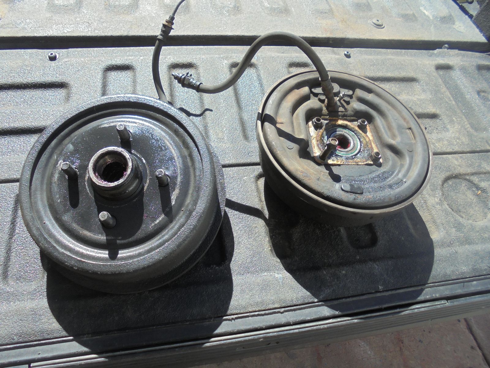 1965/66 Mustang 4 lug Hubs Drums and brakes complete