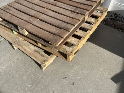 Free pallets