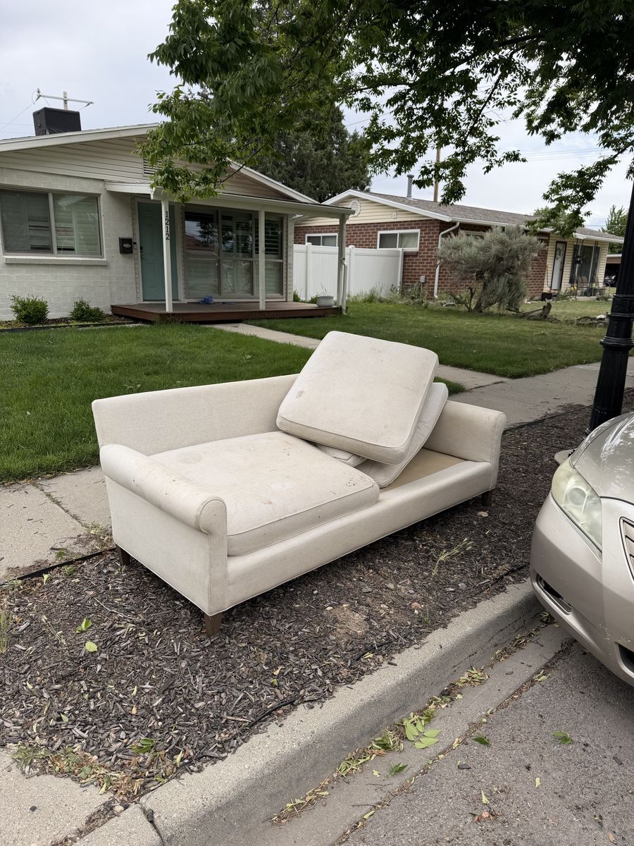 FREE Couch