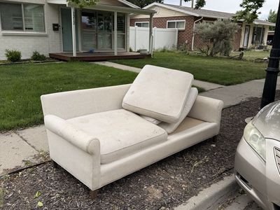 FREE Couch