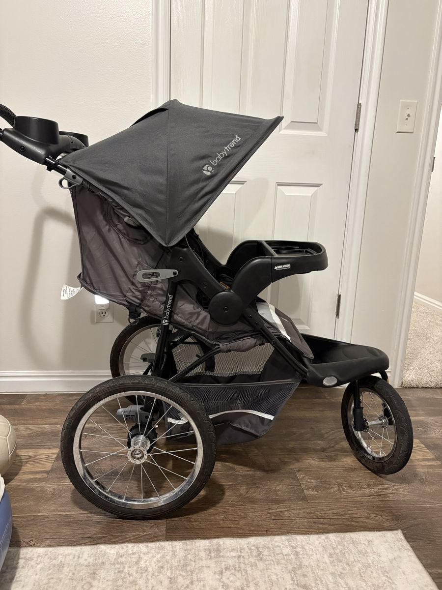 Baby Trend Jogging Stroller - Gray/Black