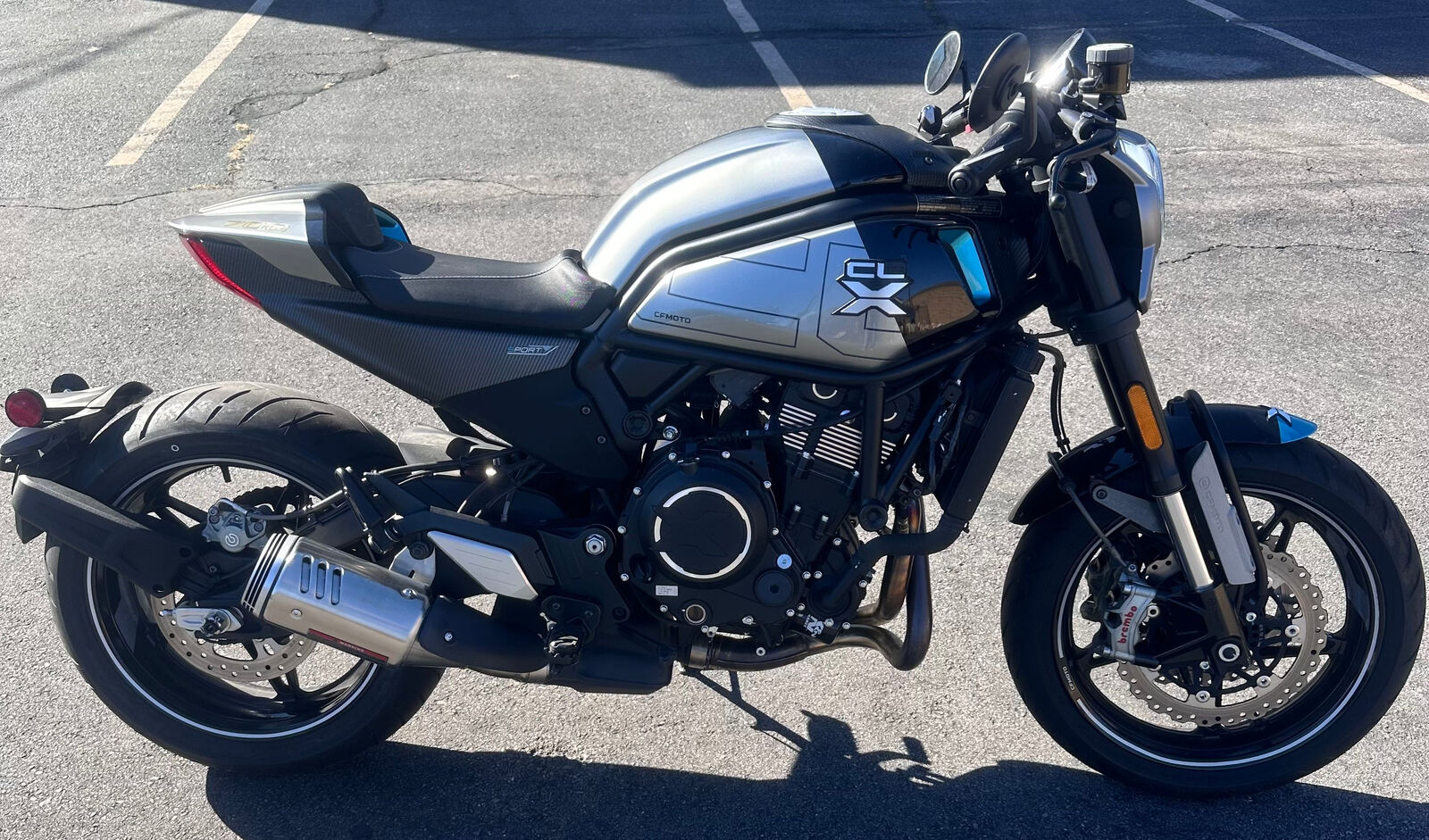 2022 CF Moto 700 CL-X Sport - Naked Sport Bike