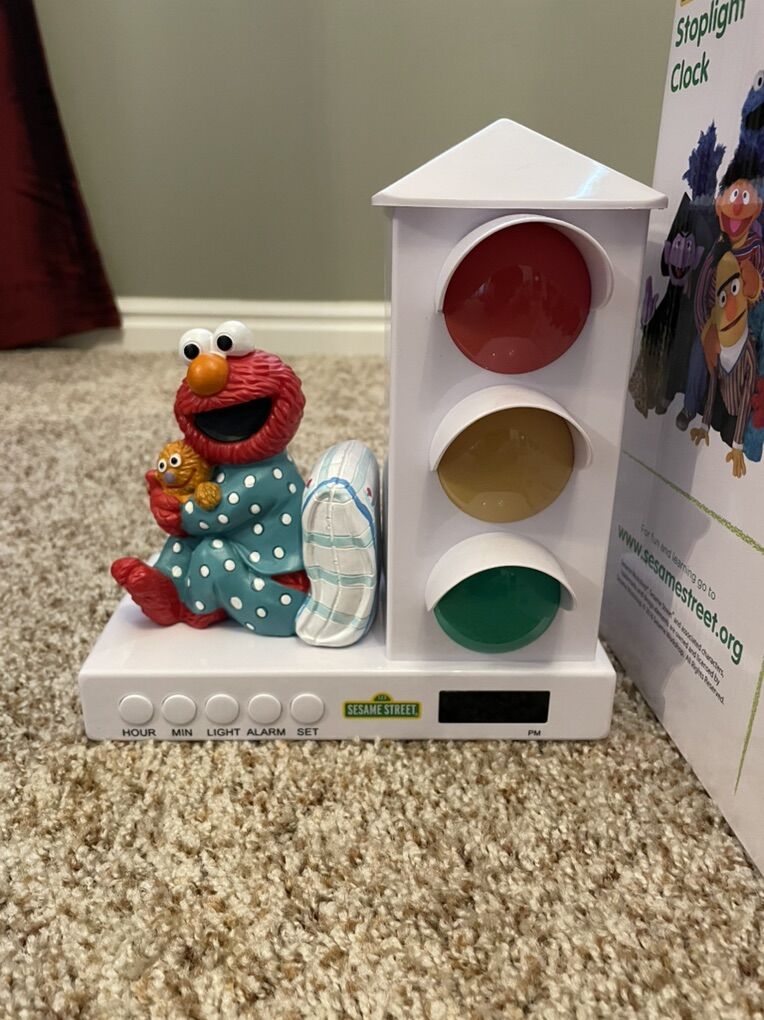 Sesame Street Elmo Sleep Training Alarm Clock