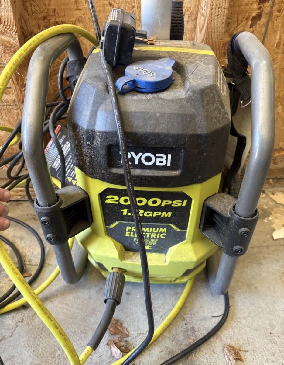 Ryobi Premium electric pressure washer