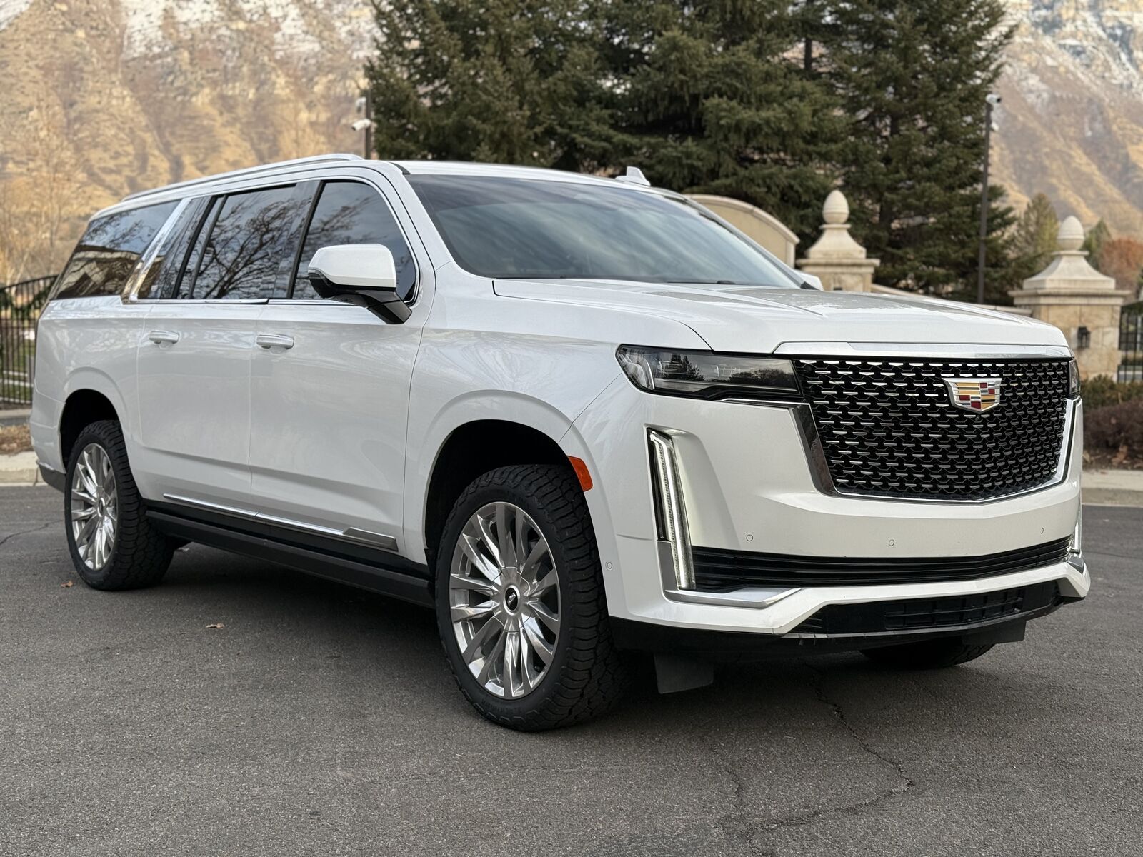 2021 Cadillac Escalade ESV Premium Luxury