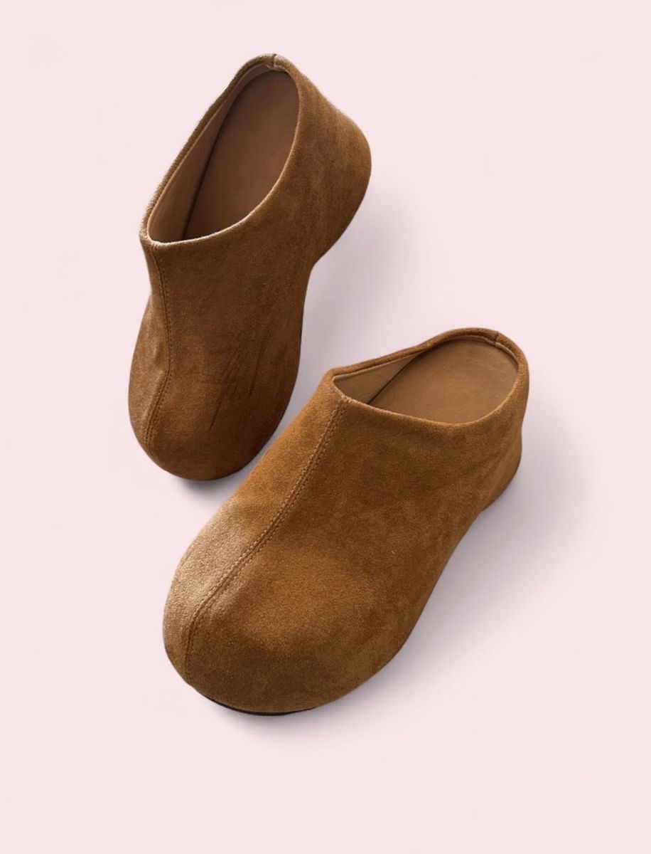 Comfy Suede Brown Clogs in Women’s Size 8/UK 39