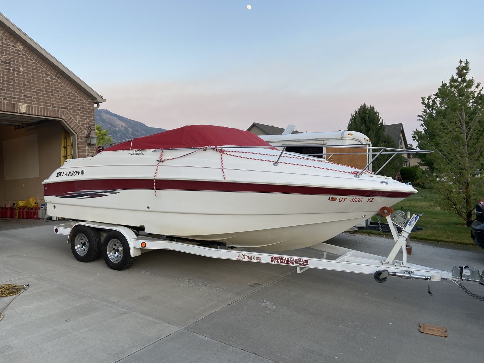 2000 Larson 220 Cabirio sport